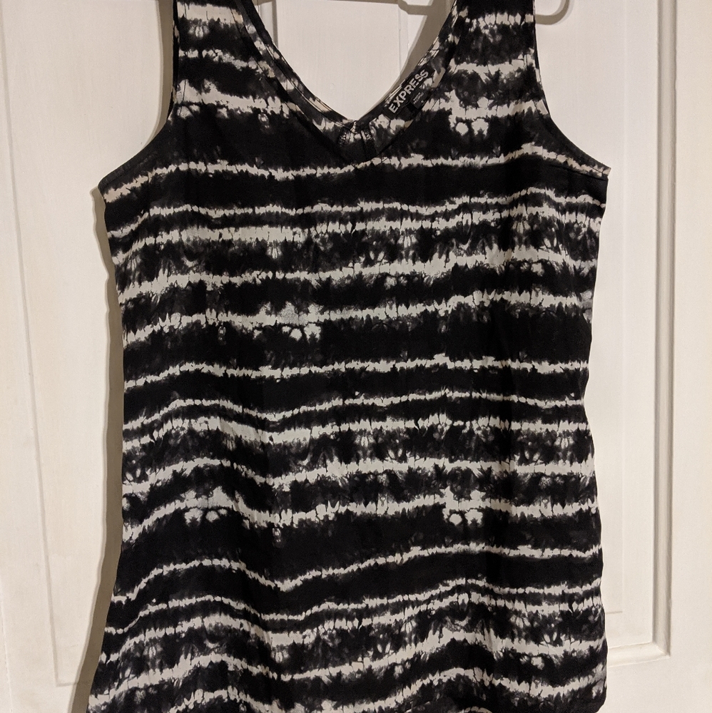 Women's sleeveless top
